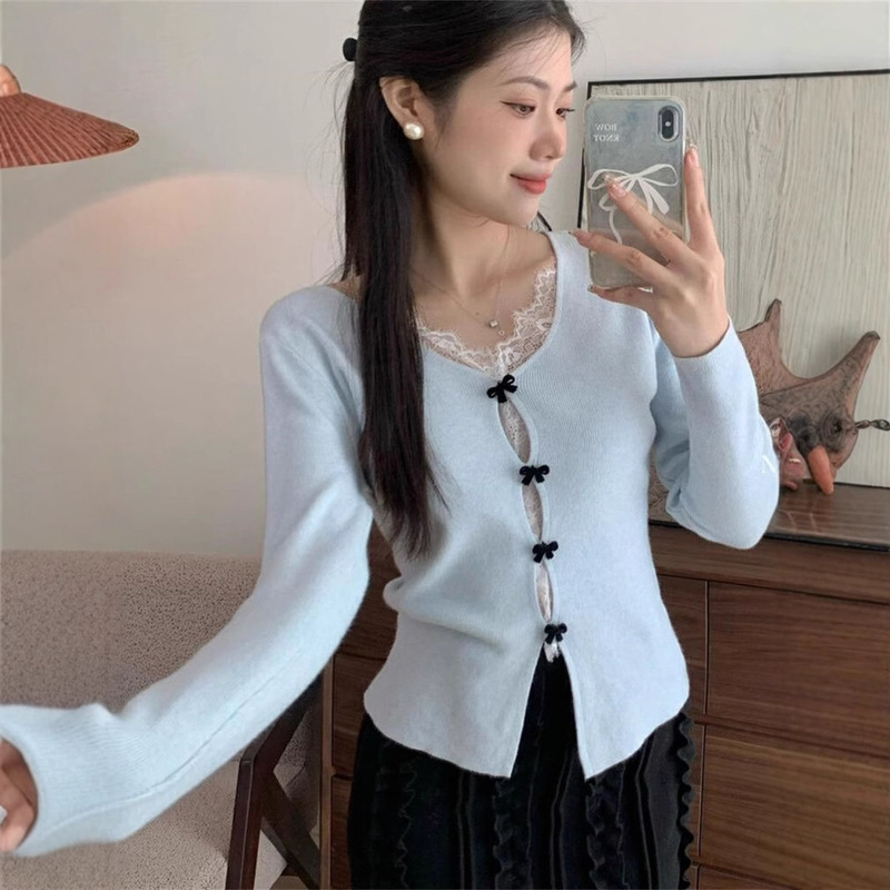French-Style Light Blue Bow-Knot Knitted Top for Women, 2026 Autum New Style, Lace Inner Two-Piece Set, Autum and Winter Style