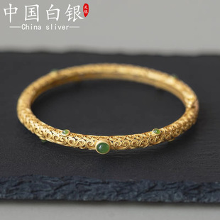 ��ʽ�ŷ������CŮʿ���y�_�ڹŵ��̽�肺�������C�ӹŷ��Y���