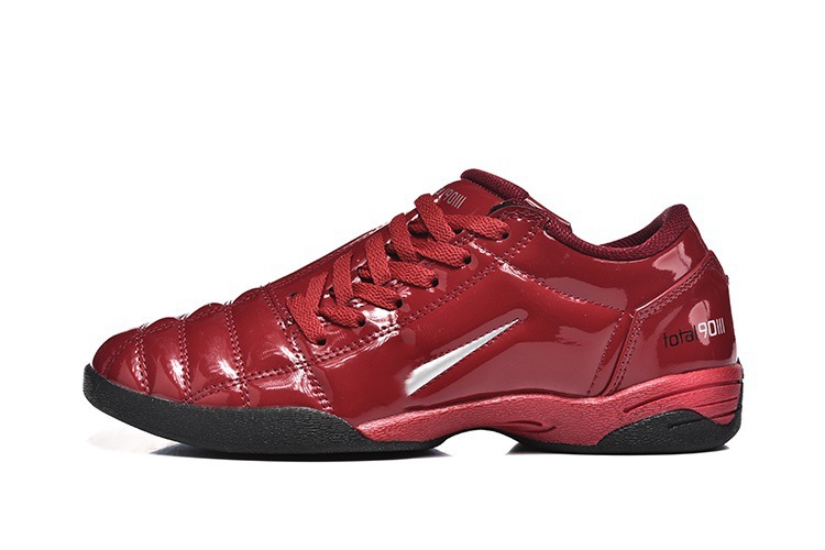 Cross-border T90 Messi con zapatillas de fútbol de alto nivel bajo para estudiantes masculinos y femeninos entrenamiento de clavos de paja zapatillas deportivas al aire libre antideslizantes