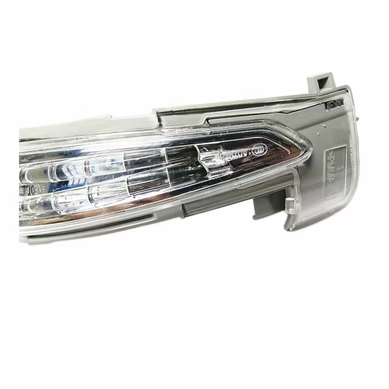 Right turn signal light 4068916 6325J5 6202869, suitable for Peugeot 508SW, DS5, C4 Picasso, and C5