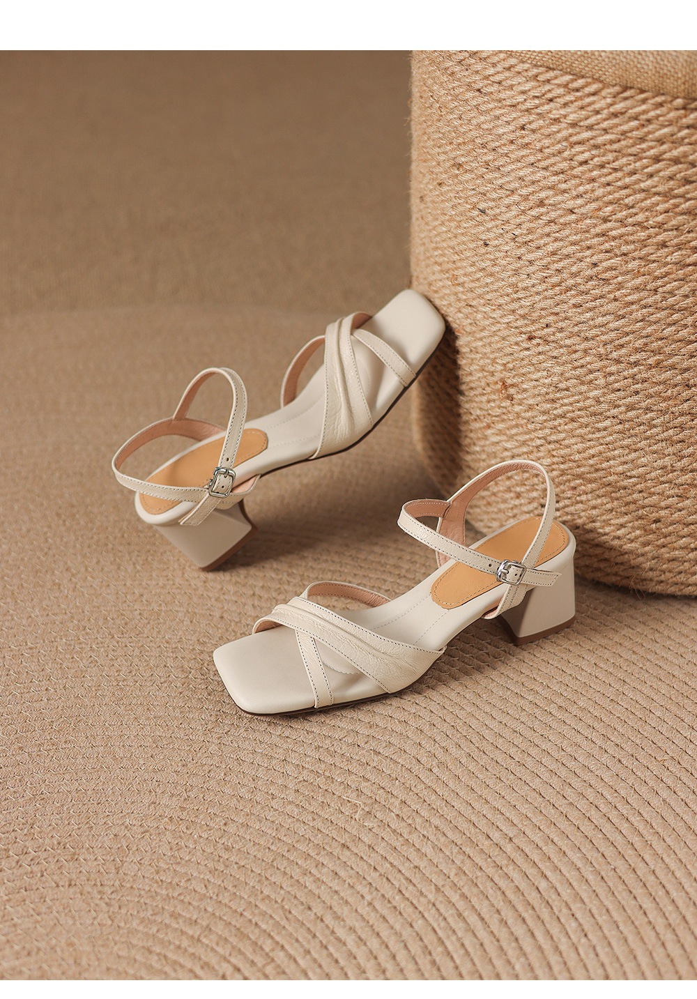 Sandal nữ hở mũi đầu vuông da dê gót thô 5 cm size lớn 40–43 — màu be chi tiết 22