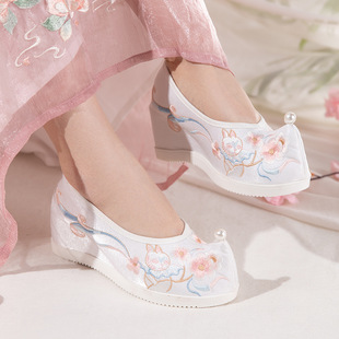 Flower Meow wedge heel 2024 spring new ancient costume high-rise Pearl ancient style embroidered shoes all-match Hanfu shoes