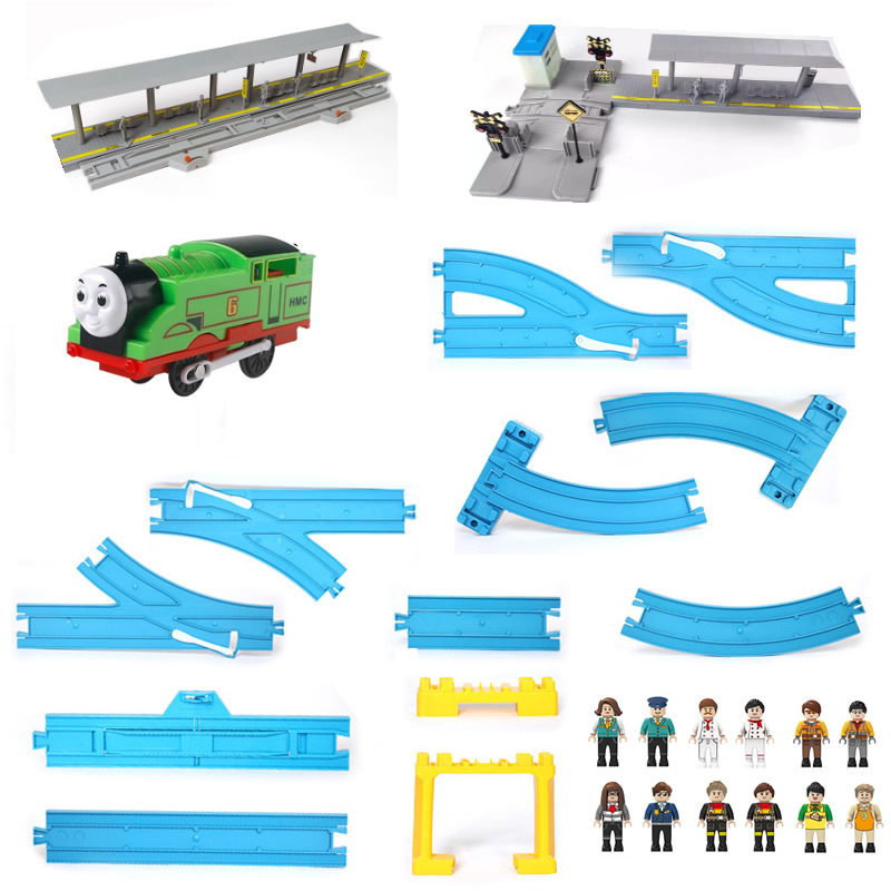 Percy the Train Tomy Tomica Universal Track Accessories Timothys Engine Room Level Crossing Railway Crossing