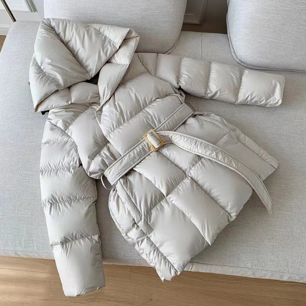Chaqueta de plumón MO*C para mujer, estilo casual, entallada, de alta gama, para otoño e invierno, estilo corto, 90% plumón de pato blanco.