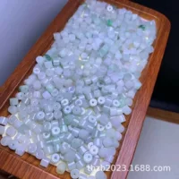 Живые аксессуары DIY натуральные товары Изумруд прямой резки Старые бочковые бусы Прямой изумруд с бусинками