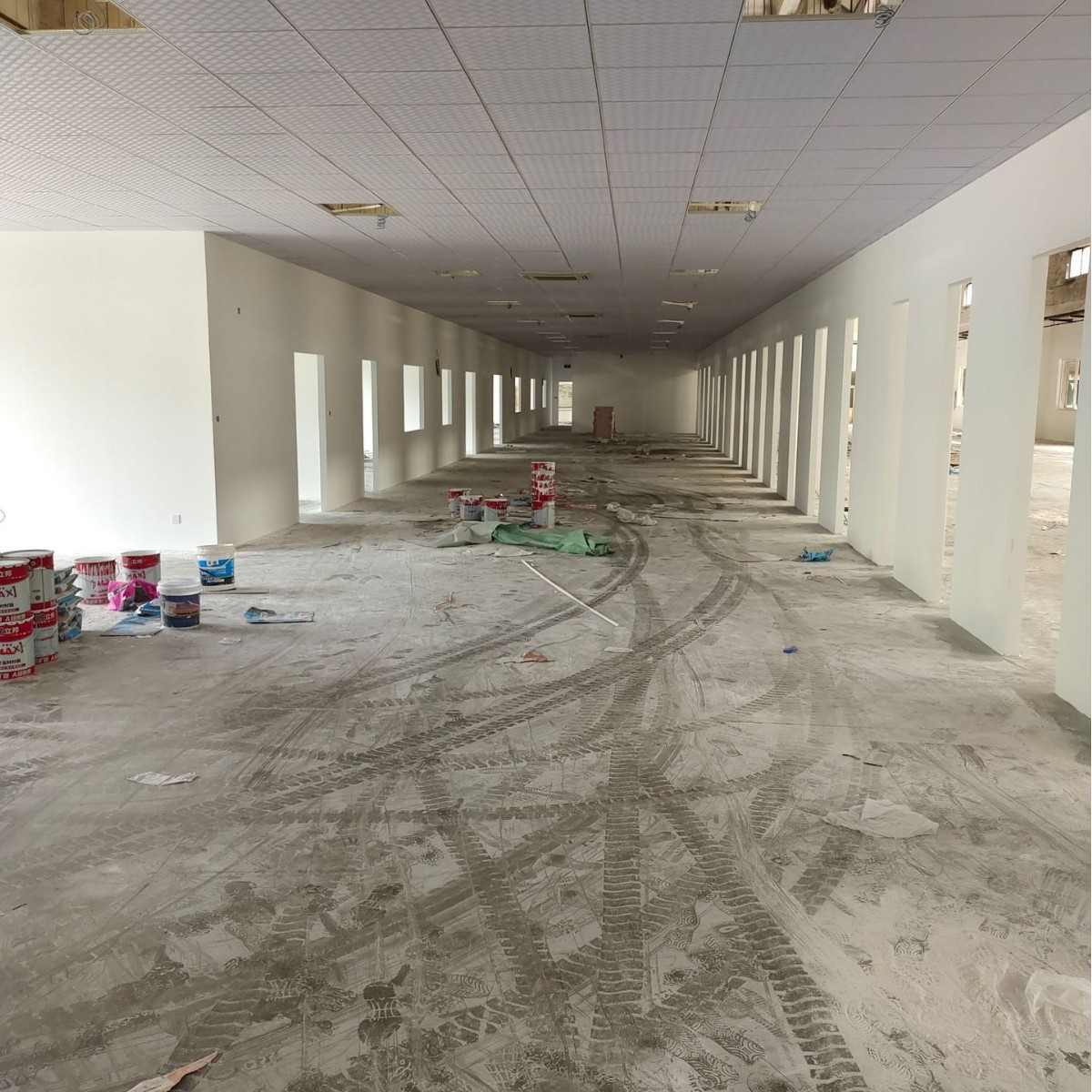 上海办公室吊顶闵行厂房装修松江环氧地坪漆阁楼搭建奉贤方通吊顶