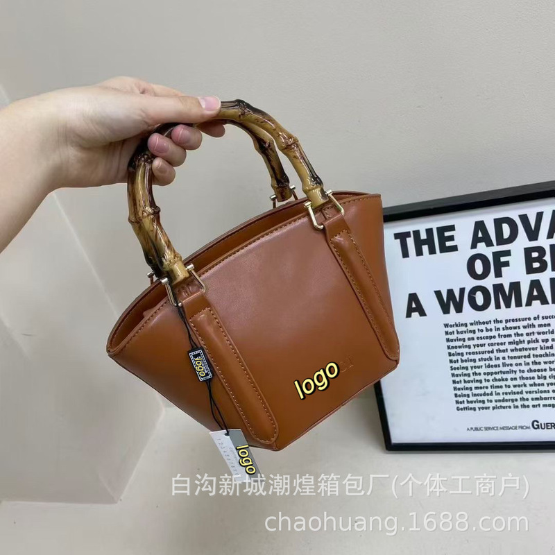 时尚女包2025新款流行水桶包批发handbags质感单肩包竹节手提方包|undefined