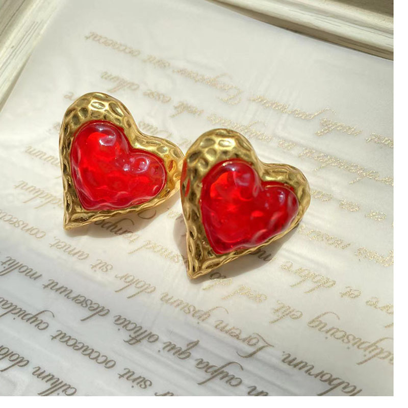 Heart Design Fashion Heart Shape Glass Heart Artificial Gemstones Women's Ear Studs 1 Pair