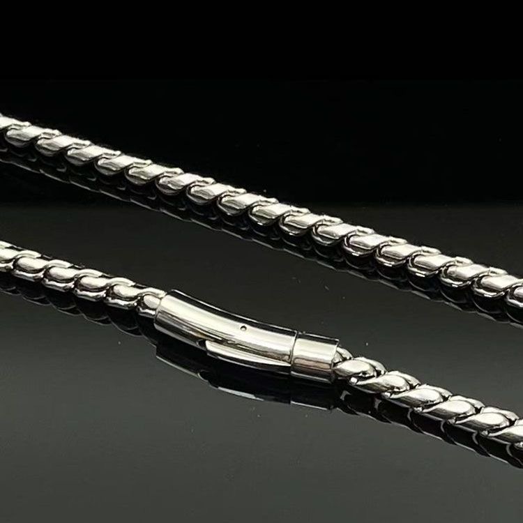 Personalised Dragon Bone Chain Necklace For Men In Stainless Steel_voghion.com