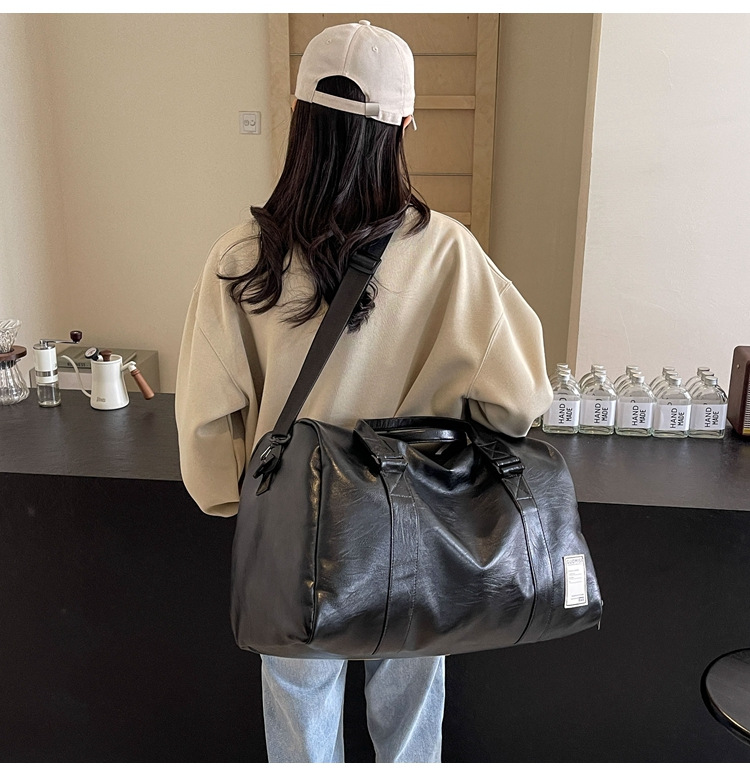 Men's high-end travel bag, large-capacity sports and fitness bag, women's leather travel clothes, luggage bag for men undefined