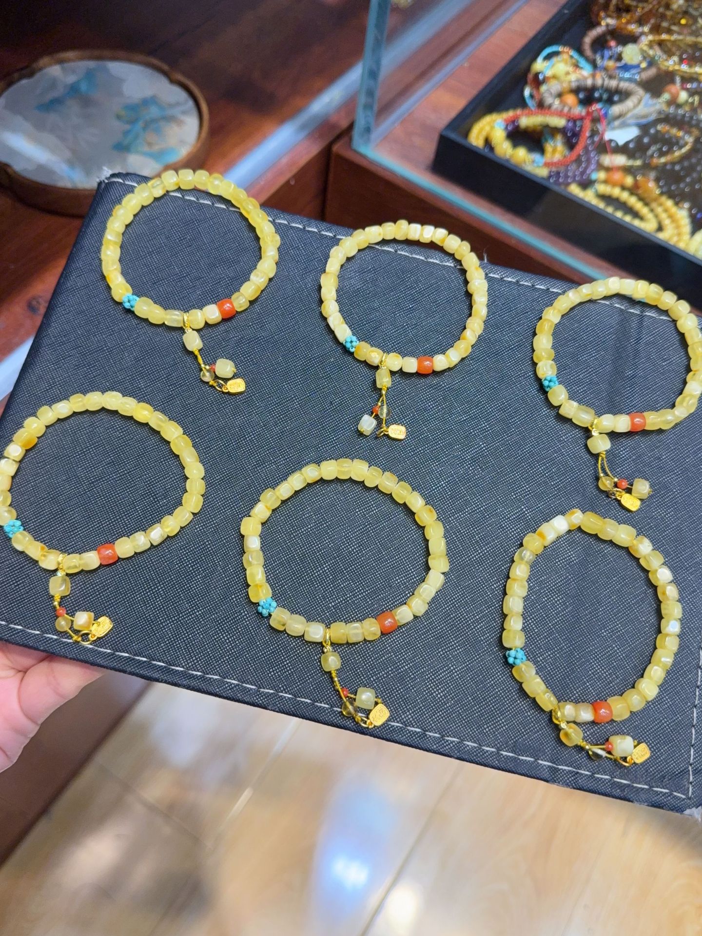 b5f8aab33189bcec34ccfdccdab940