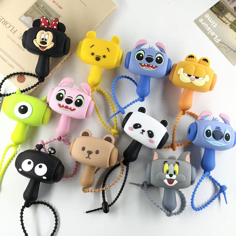 Creative Stress-Relief Panda Sound Hammer Keychain Children's Toy Magic Gadget Student Toy Backpack Pendant Creative Stress-Relief Panda Sound Hammer Keychain Children's Toy Magic Gadget Student Toy Backpack Pendant