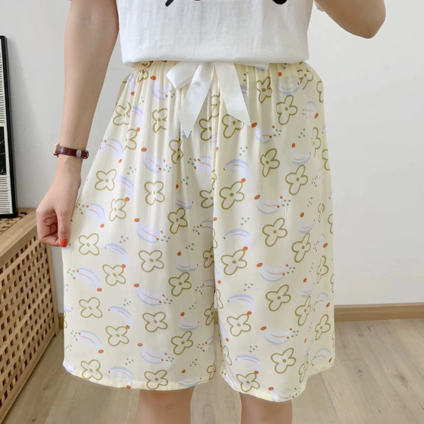 Yellow shorts flower-shaped