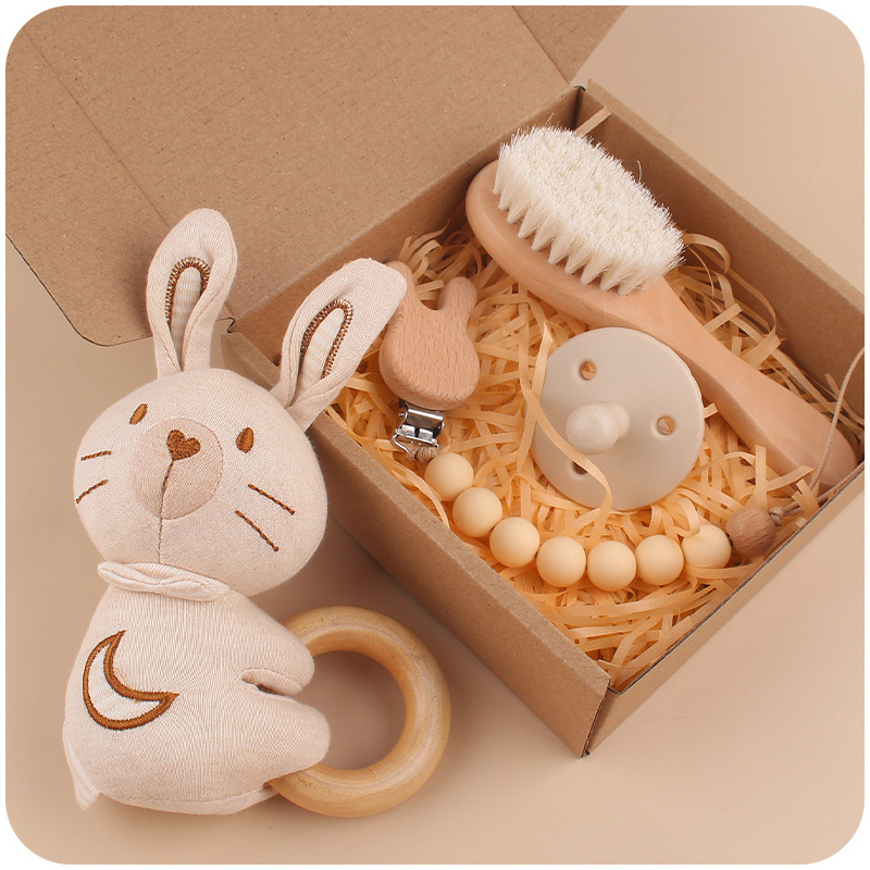 Nuevo bebé de dibujos animados León sonajero mordedor calmante bebé DIY creativo cepillo pezón Cadena de cuatro piezas conjunto