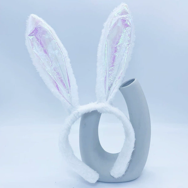 White, fluorescence