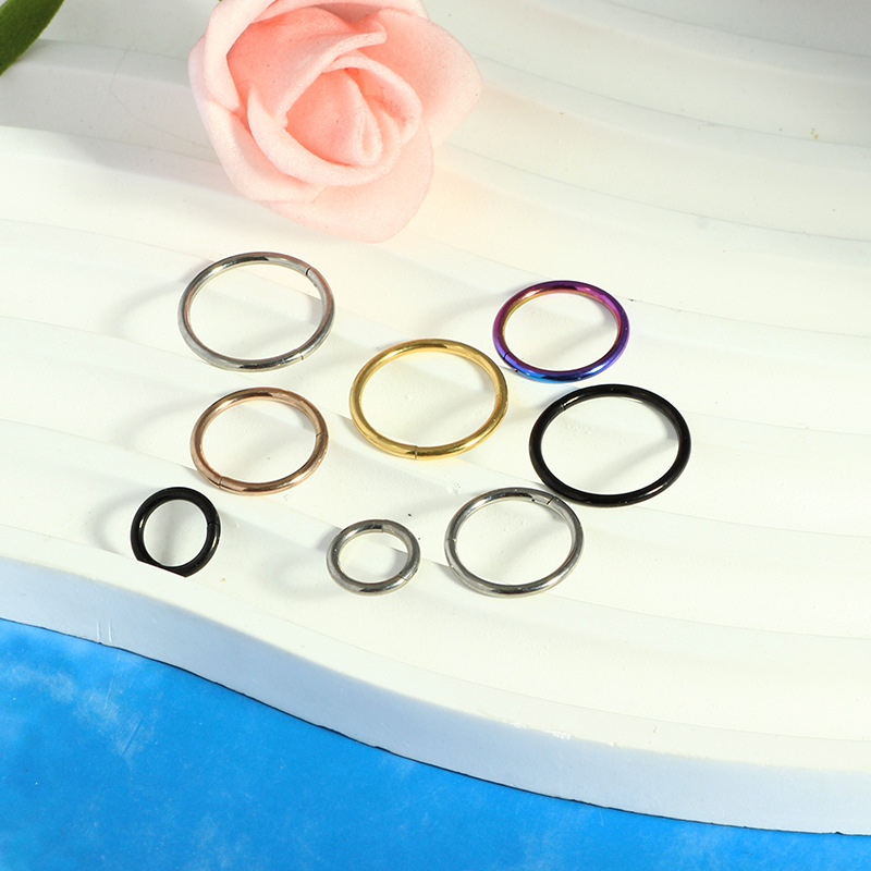 Pointed titanium steel lip stud product view