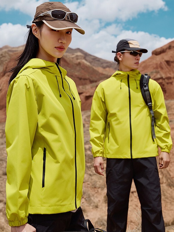 春秋冲锋衣定制印logo简约运动情侣款防风防水登山服户外连帽外套|undefined
