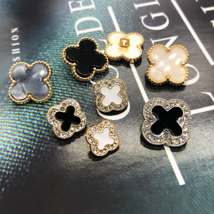 ���ټ~�۰ٴ����~�ݿ��ӵ��ͽ�ɫ�yɫ��ɫ�b�����N���b�o��