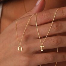 �W���LŮʿ���½�ɫ����ĸ��A-Z �����朿ɐۂ�����ĸ������