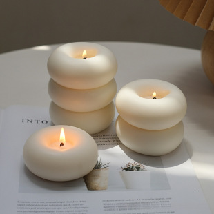 Ins Style Donut Ring Aromatherapy Candle Creative Home Decorations Ornaments Bedroom Smokeless Romantic Birthday Gift