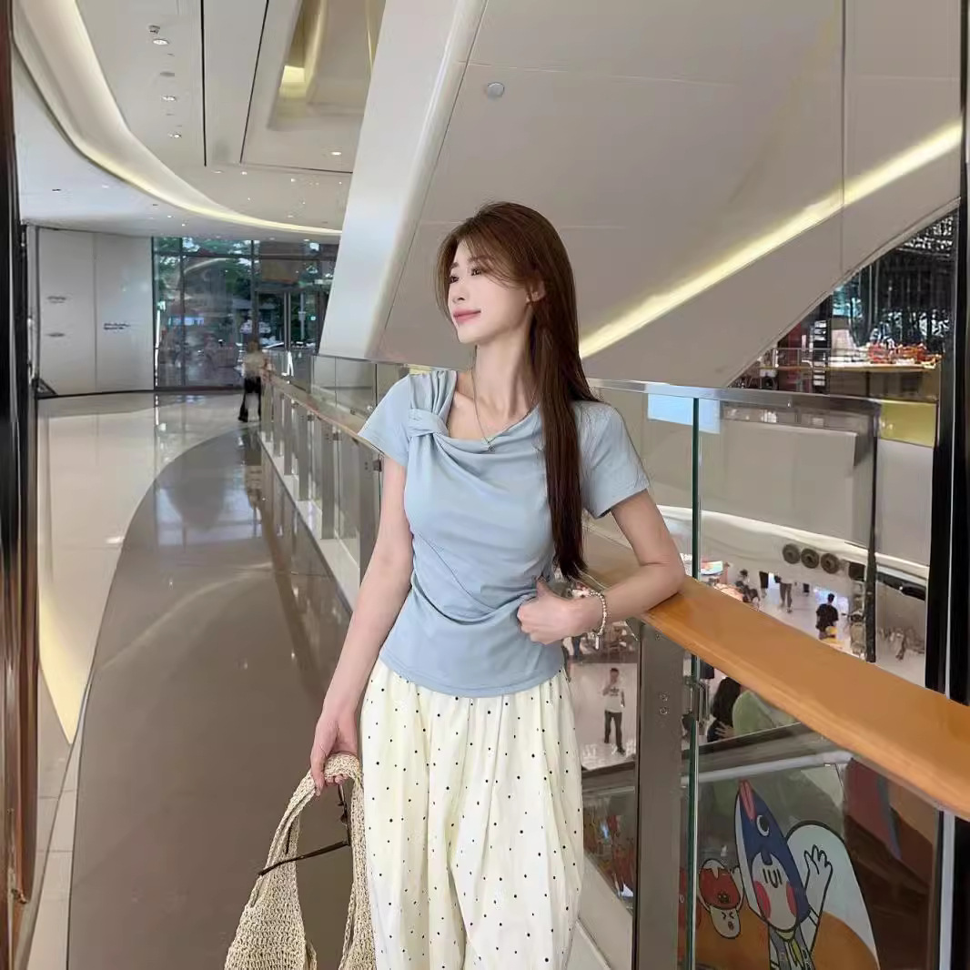 不规则扭结设计感短袖T恤女夏新款宽松修身显瘦百搭纯色上衣