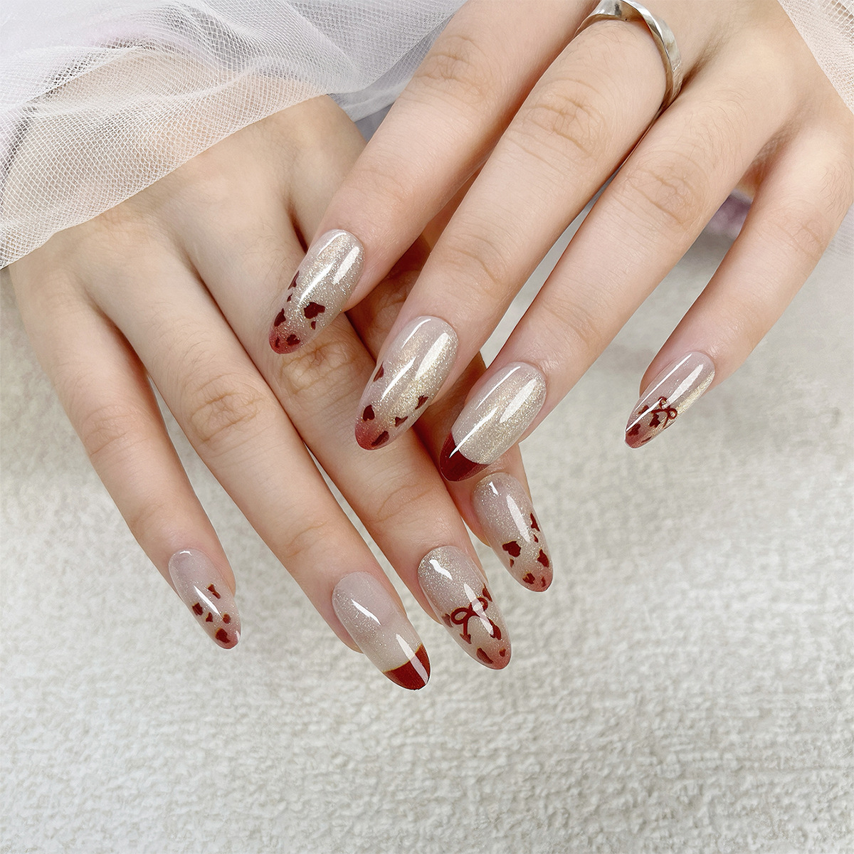 30 piezas de parche de uñas prefabricadas para vestir, simple serie de ojos de gato, impresión de leopardo de alto nivel, parche de uñas blanqueadoras