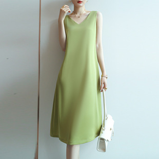 �¿�߶���z����ȹŮ�L��¶�羄������B��ȹ���L���ļ�Ů�⴩��