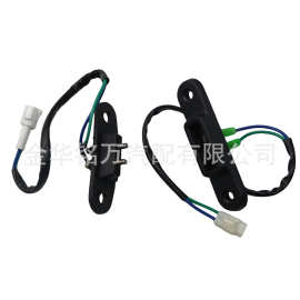 适用于长安之星二代6399 S460中门电极中门限位器中门碰块 一道门