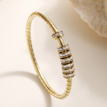 �Ĺ� �羳����ʱ�����ݶ�18K�����ʯת���鲻�������Ů�ٴ�����