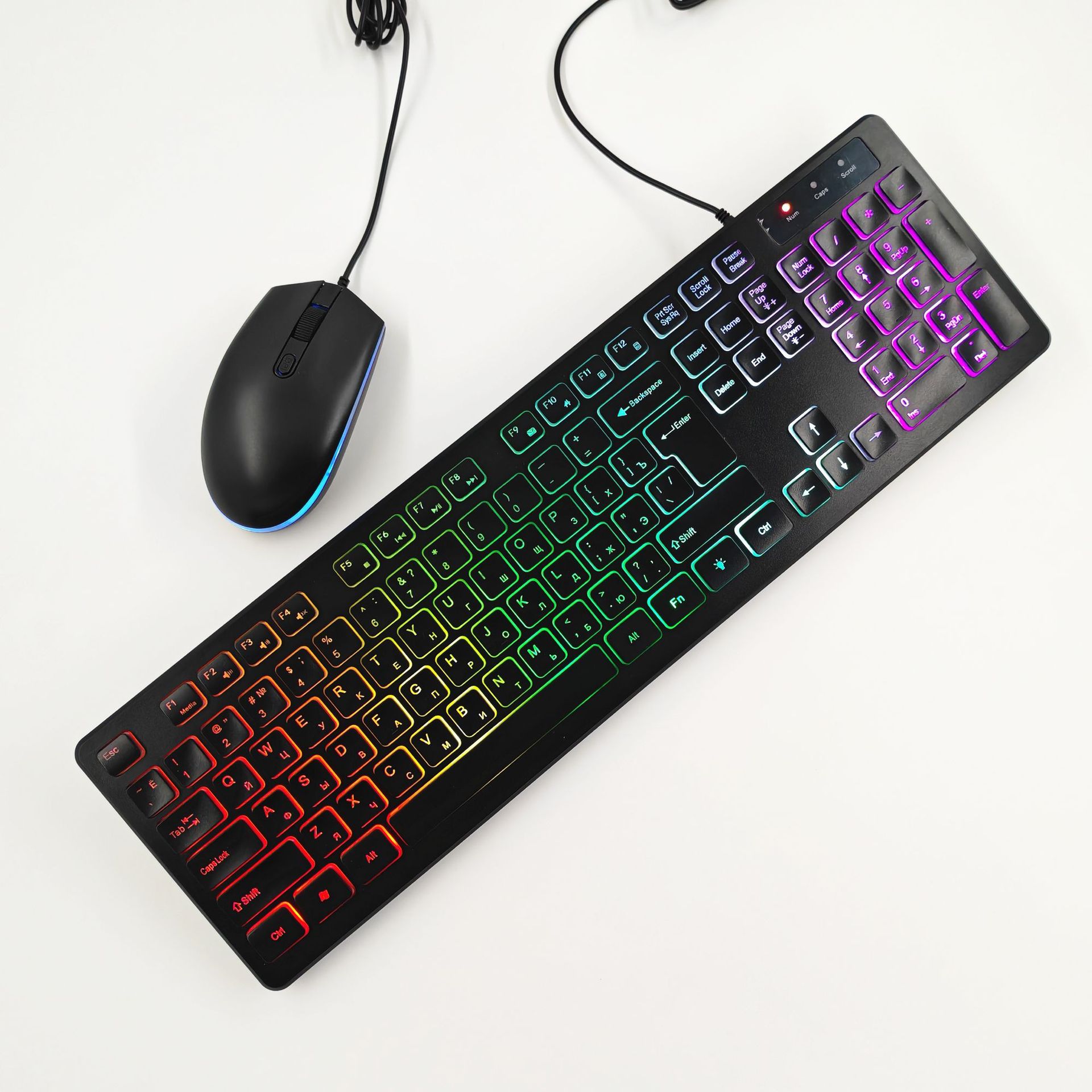 Русский красочный светлый набор клавиатуры и мыши