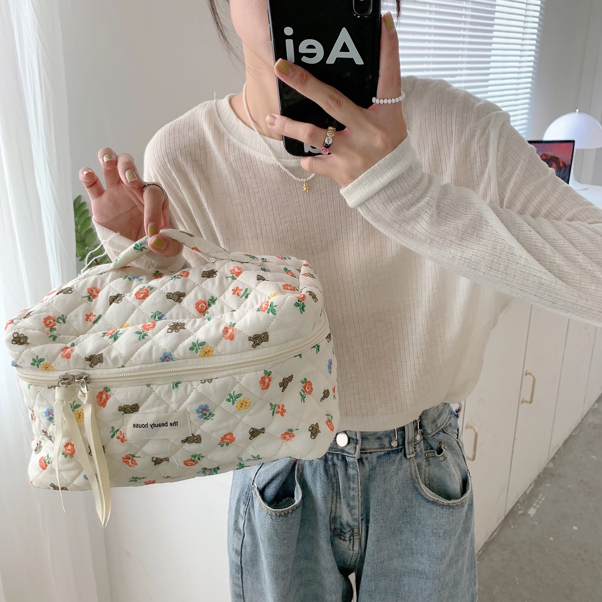 26275 ins Corea del Sur flor oso bolsa de cosméticos bolsa de lavado de viaje portátil de gran capacidad bolsa de almacenamiento de artículos diversos