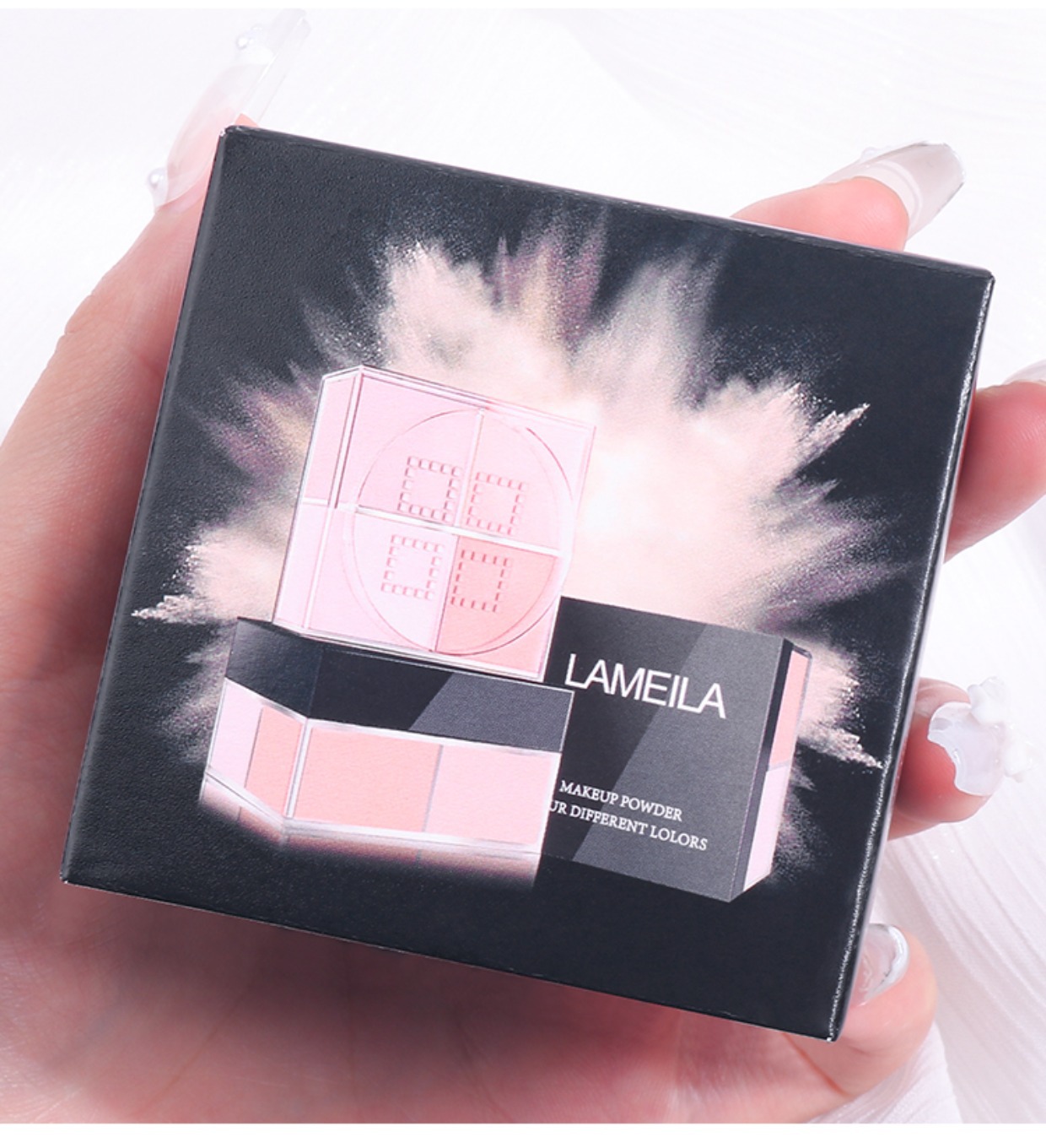 Four-grid loose powder is waterproof, sweat-proof, long-lasting oil-control and does not smudge. The matte powder compact provides concealer and brightens. Four-color setting powder undefined