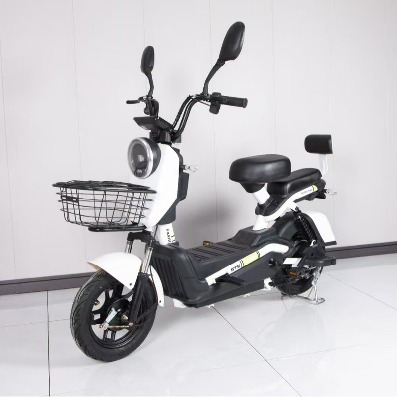 外国貿易卸売クールウォーズ電気自動車ソースメーカー直販大人用電動自転車と二輪モビリティバッテリーカー|undefined