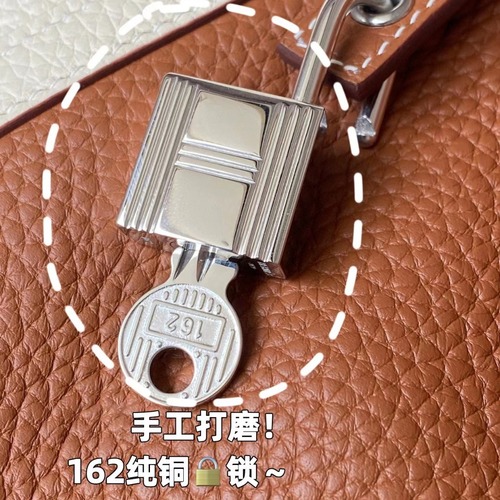 European and American imported hand-sewn vegetable basket women's bag genuine leather TC18 litchi pattern portable bucket bag handmade wax thread