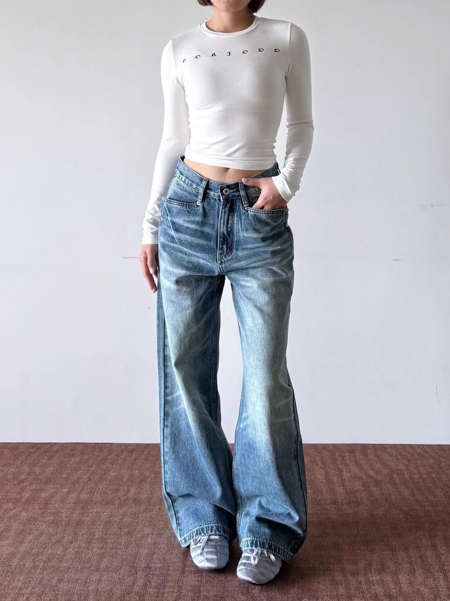 Retro Whiskered Washed Denim Jeans American Style Clean Fit Loose Straight Leg Casual Wide Leg Pants for Men And Women_mkmklike.com