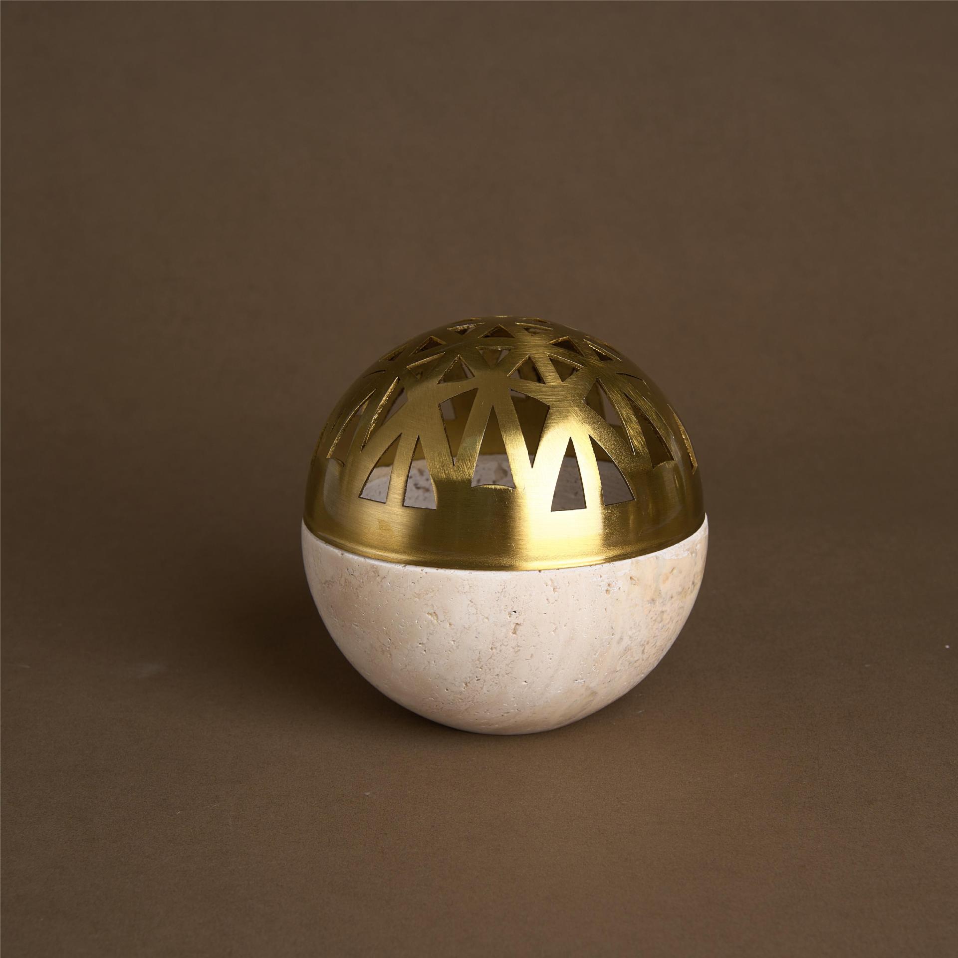 황백색 향로 10*10cm