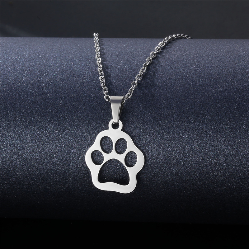 Wholesale Jewelry Stainless Steel Hollow Geometric Tag Necklace Nihaojewelry display picture 42