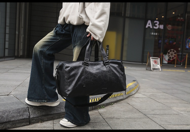 New single shoulder leisure and fitness large capacity maternity bag, travel bag_voghion.com