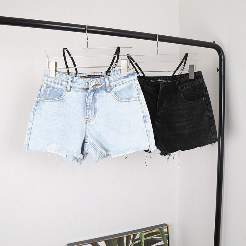In-Stock Trendy New Fashion Casual Stylish Design Rhinestone Strap Denim Shorts Summer Hot Pants for Women In-Stock Trendy New Fashion Casual Stylish Design Rhinestone Strap Denim Shorts Summer Hot Pants for Women
