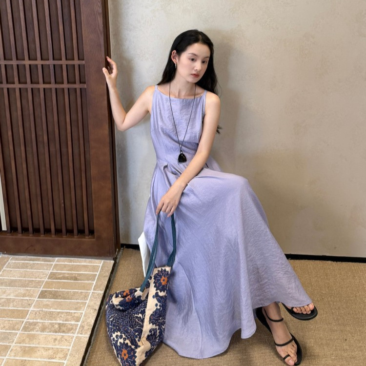 DIGM ミニマリストハイエンドパール光沢のあるテンセルアセテートサスペンダースカート 2025 春夏ウエストドレス女性 A10950