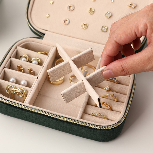 Portable Jewelry Box with Velvet Interior: Creative Storage for Earrings, Rings, and Small Accessories—Multi-Functional INS-Style Trinket Case Available for Wholesale