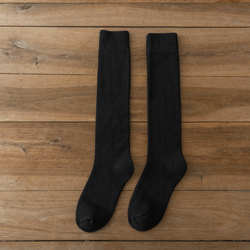 Largos calcetines de las mujeres Terry calcetines de la pantorrilla del otoño y del invierno toalla gruesa forrada de lana calcetines calientes de la pantorrilla del color sólido de la rodilla-longitud