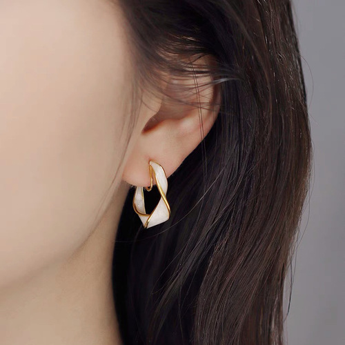 Cold style earrings hoop earrings mosquito coil discs without pierced ears for women niche temperament new trend