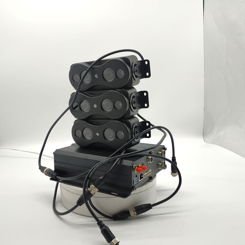 广东锋莱大巴公交车载客流录像机 高清1080p 8路 4G  H265