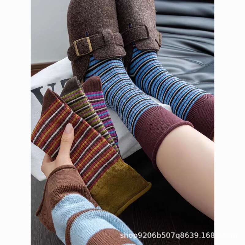 Color-Blocked Stripes Are so Autumnal! Striped Lovers Really Love It~ Women's Mid-Length Socks