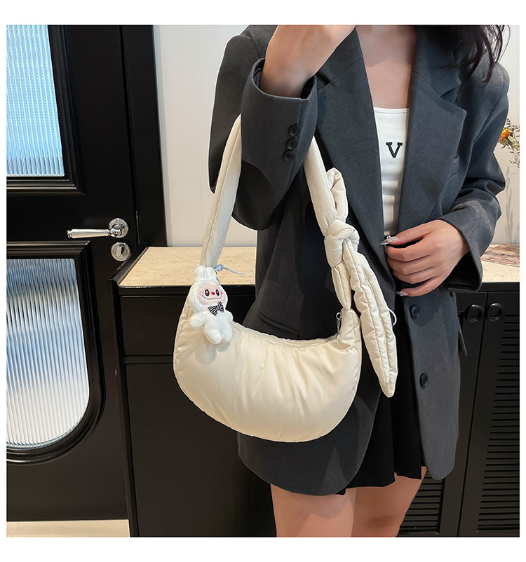 165g Weight Polyester Cotton Lining Material Sewing Thread Fashion Element Zipper Closure Type Single Shoulder Strap Strap Type Crossbody Bag Bags Type Daily, Street Occasion Nylon Material Solid Color Pattern All Seasons Season Women's Gender Basic, Classic Style Style Dumpling Shape Shape Medium Size Women's Medium Nylon Solid Color Basic Classic Style Sewing Thread Dumpling Shape Zipper Crossbody Bag 30
