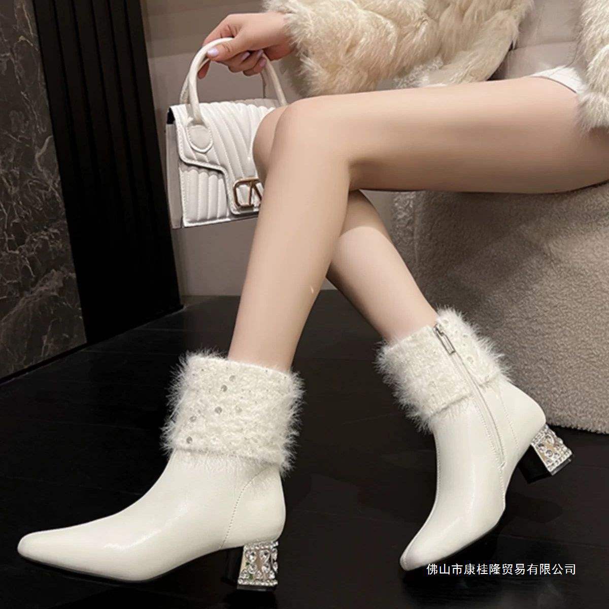 米白色短靴女秋冬加绒棉靴毛毛鞋女冬外穿粗跟高跟鞋兔毛靴子百搭