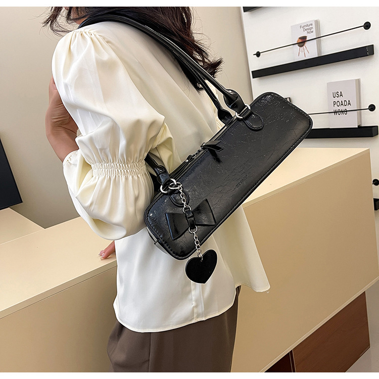 Texture and Western Style Small for Women 2024 New Versatile Single Shoulder Underarm French Niche Design Stick Bag_voghion.com