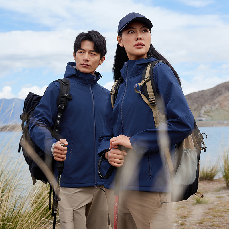 Soft Shell Hooded All-In-One Jacket Fabric, Three-Proof Technology Lining, Nano Velvet, Warm and Comfortable, Printed Logo for Outdoor Use Soft Shell Hooded All-In-One Jacket Fabric, Three-Proof Technology Lining, Nano Velvet, Warm and Comfortable, Printed Logo for Outdoor Use