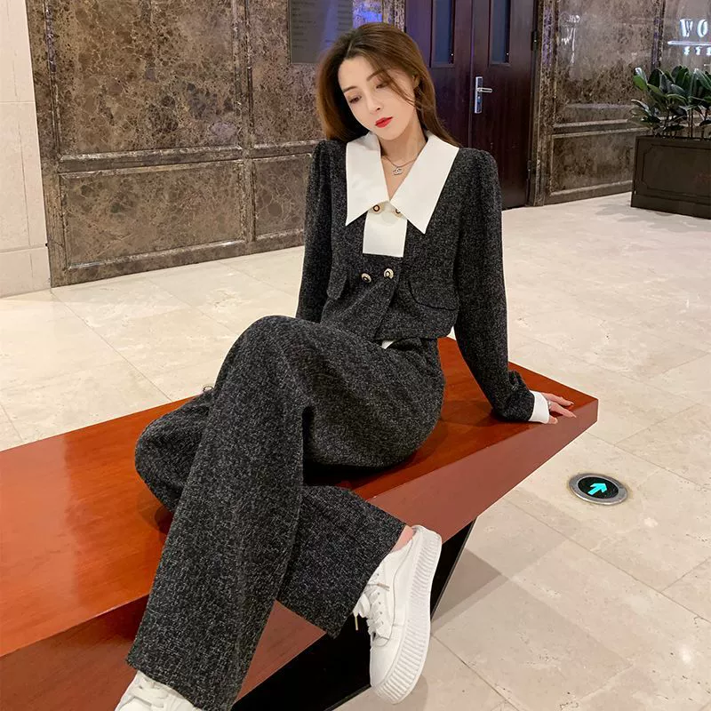 Стильный комплект, стиль Chanel, 2024 годы, городской стиль, яркий запоминающийся стиль, облегающий